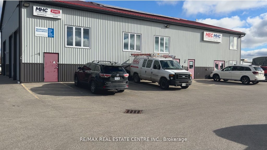 770 Glengarry Crescent B, Centre Wellington