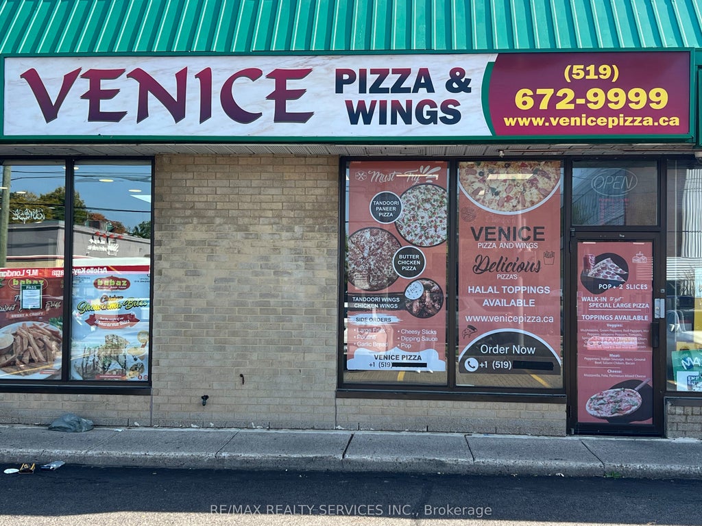 243 Wharncliffe Road N, London North