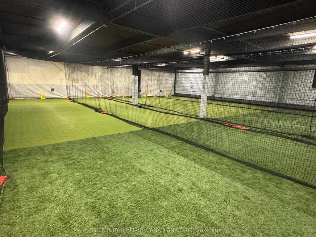 30 Adelaide Street 203, London East