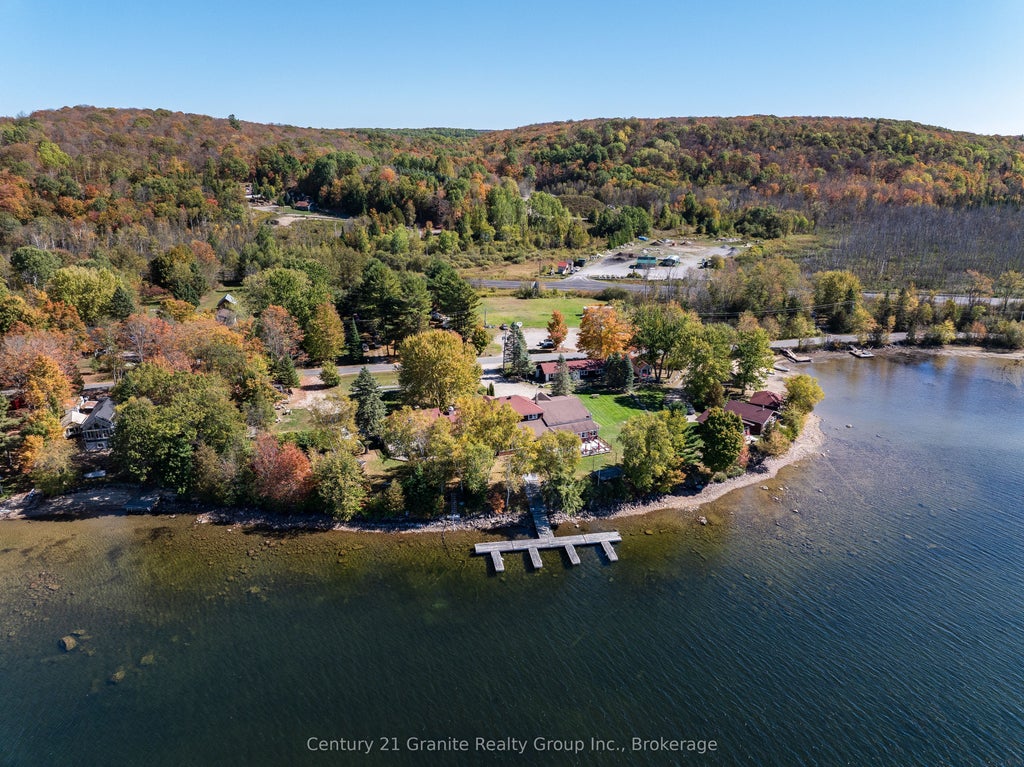 1075 Red Umbrella Road, Minden Hills