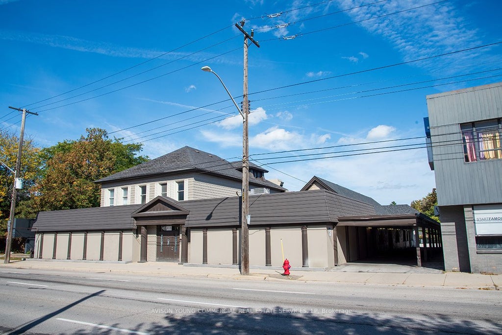 615 Main Street E, Hamilton