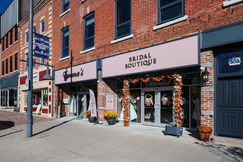 251 Front Street, Belleville