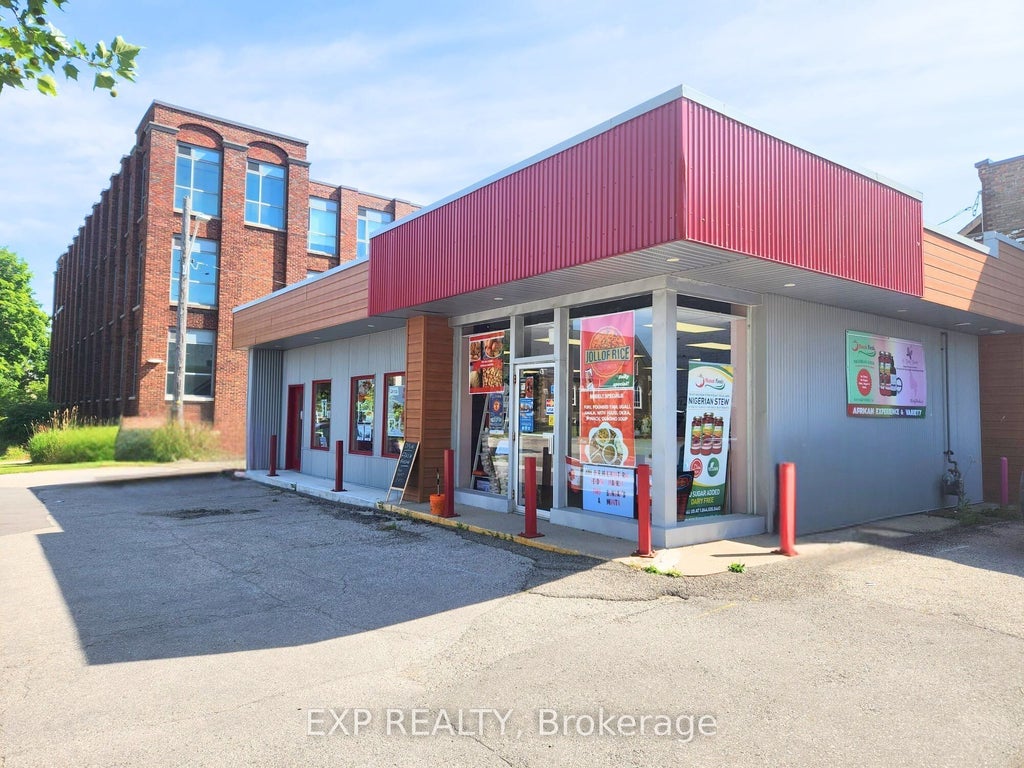 357 Dundas Street, Woodstock