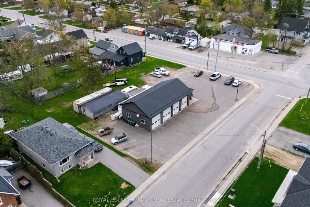 118 Queen Street, Kawartha Lakes