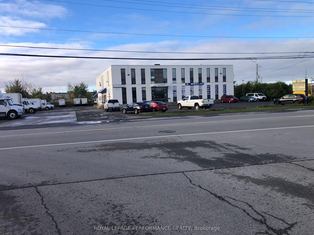 888 Belfast Road, Alta Vista and Area