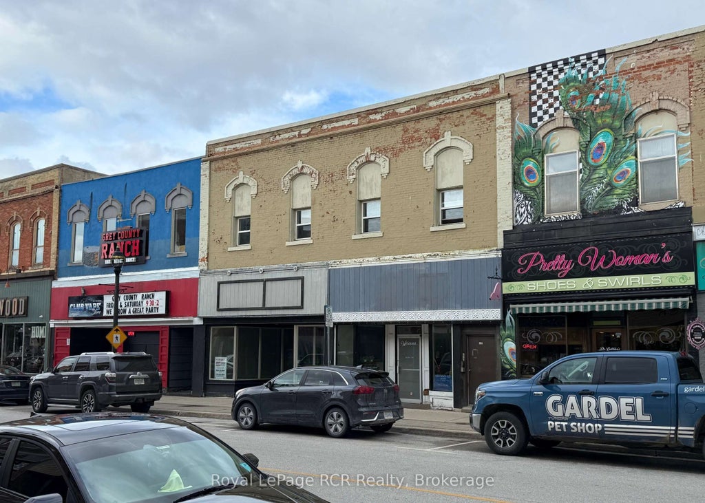 927 2nd Avenue E, Owen Sound