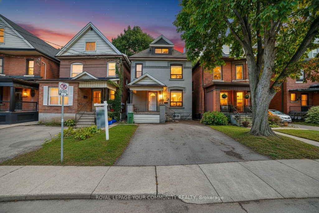 97 Garfield Avenue S, Hamilton