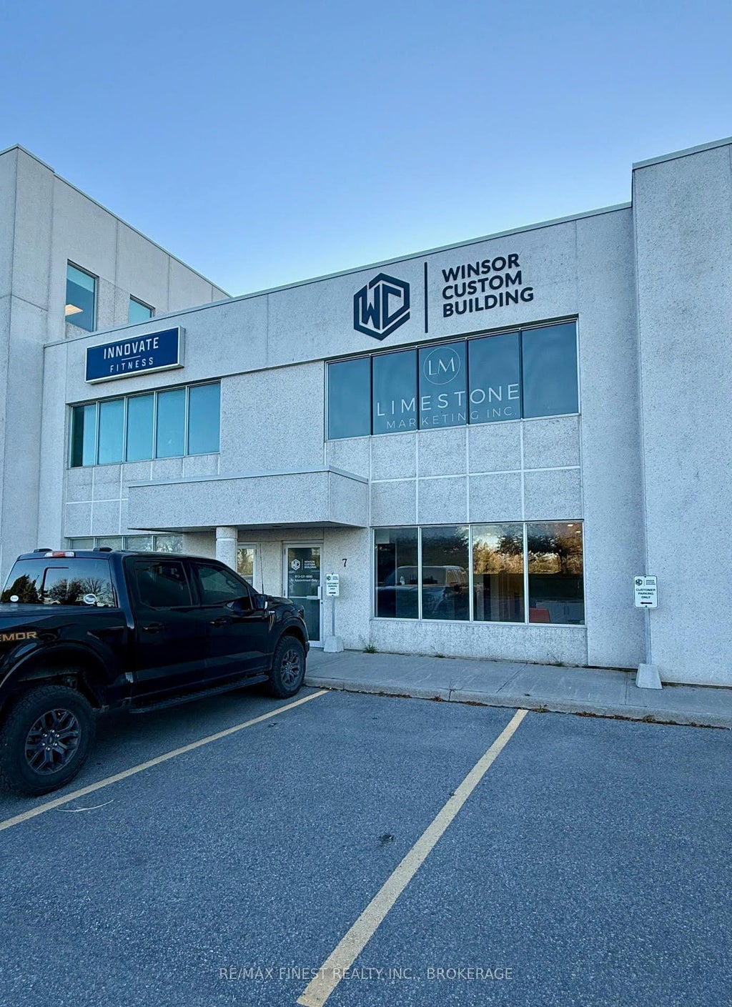 496 Discovery Avenue 7, Kingston