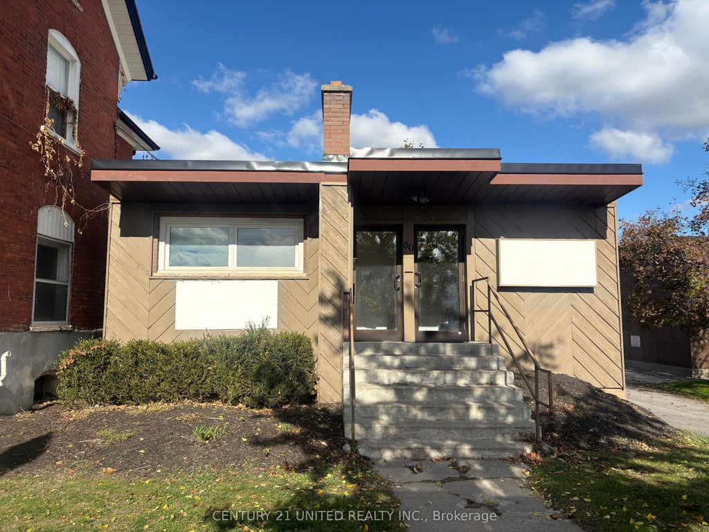 80 Hunter Street E, Peterborough