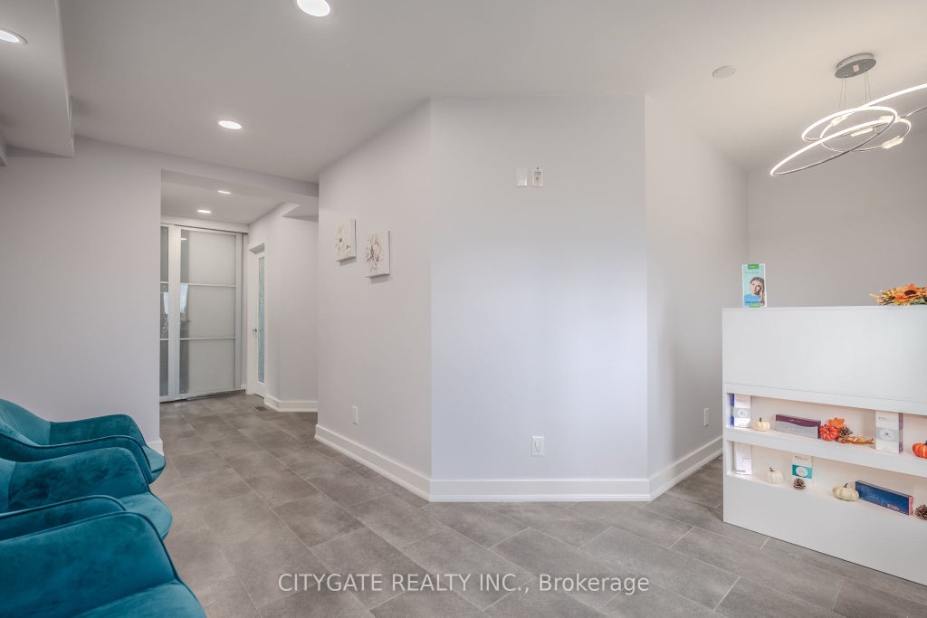 209 Homewood Avenue 1a, Hamilton