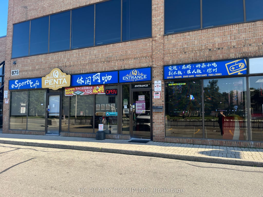 875 Main Street W 10, Hamilton