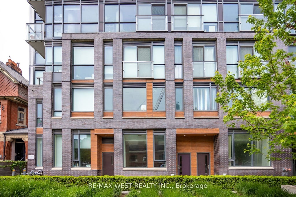 508 Wellington Street W Th02, Toronto C01