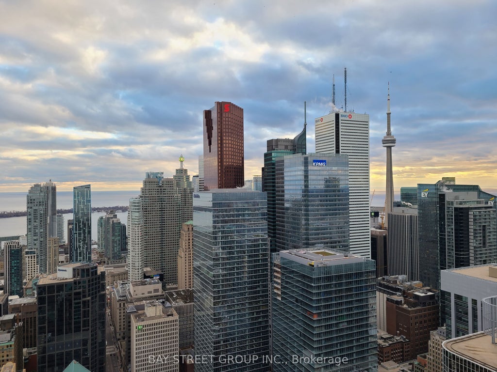 197 Yonge Street 5709, Toronto C08