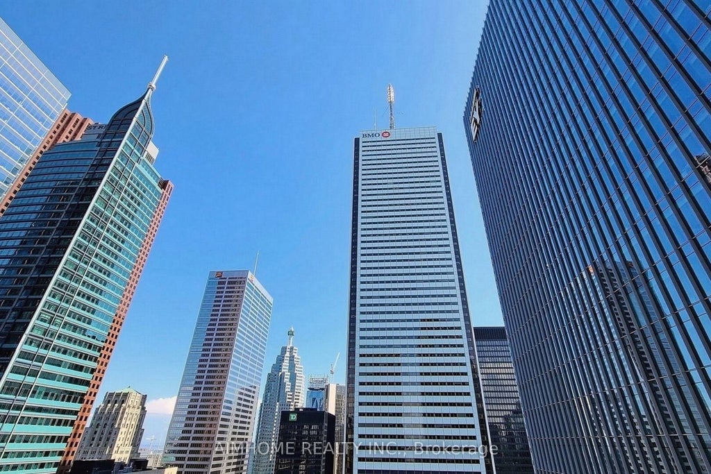 70 Temprance Street 1415, Toronto C01