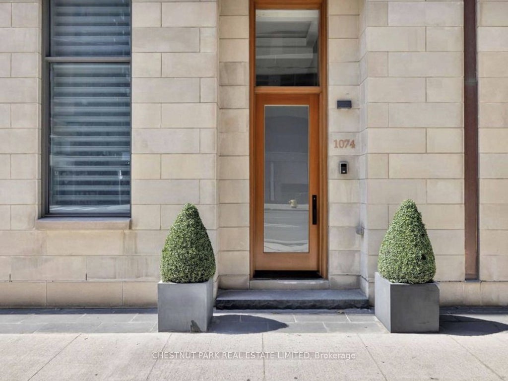 1074 Bay Street 11, Toronto C01