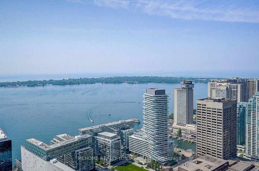 55 Cooper Street S 6210, Toronto C08