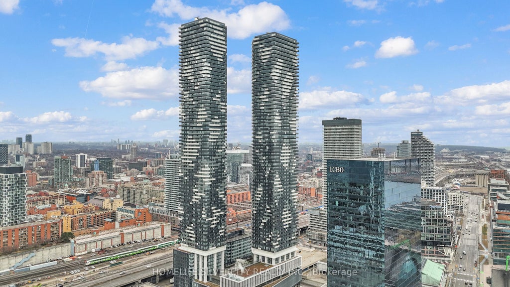 55 Cooper Street 2503, Toronto C08