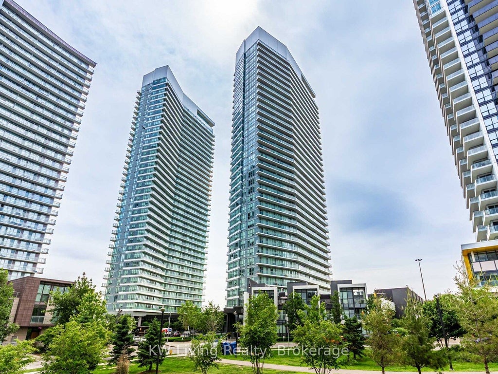 115 Mcmahon Drive 2806, Toronto C15