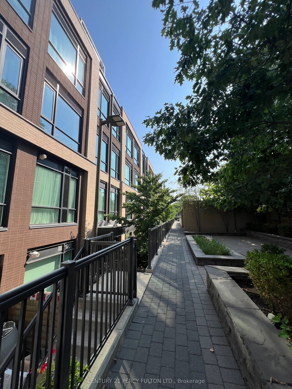 639 Lawrence Avenue W 323, Toronto C04