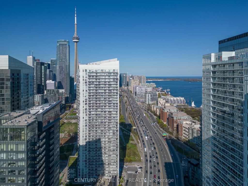 75 Queens Wharf Road 1003, Toronto C01