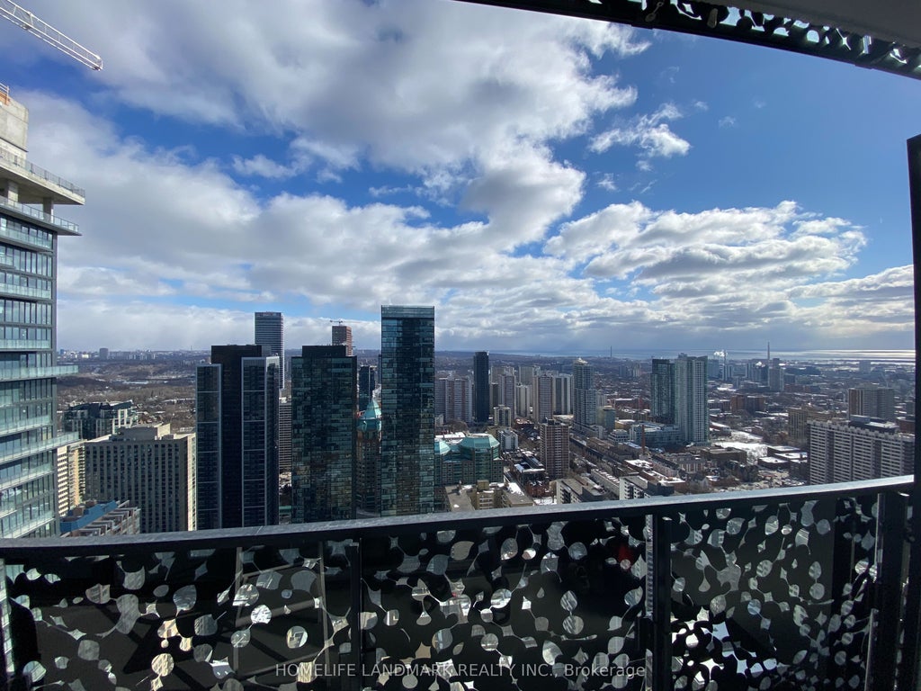 55 Charles Street E 4511, Toronto C08