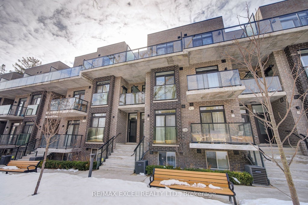 51 Winlock Park 26, Toronto C14