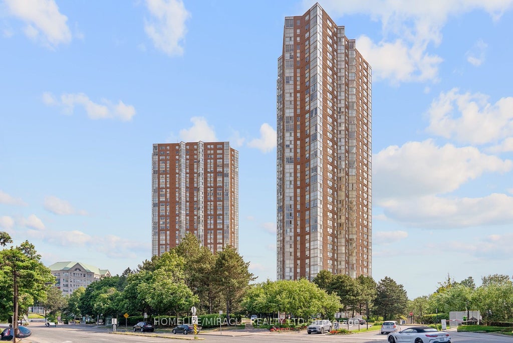 7 Concorde Place 2009, Toronto C13