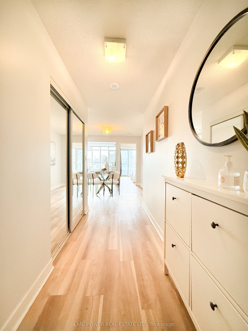 10 Capreol Court 1503, Toronto C01