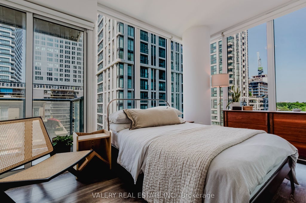 195 Redpath Avenue 712, Toronto C10