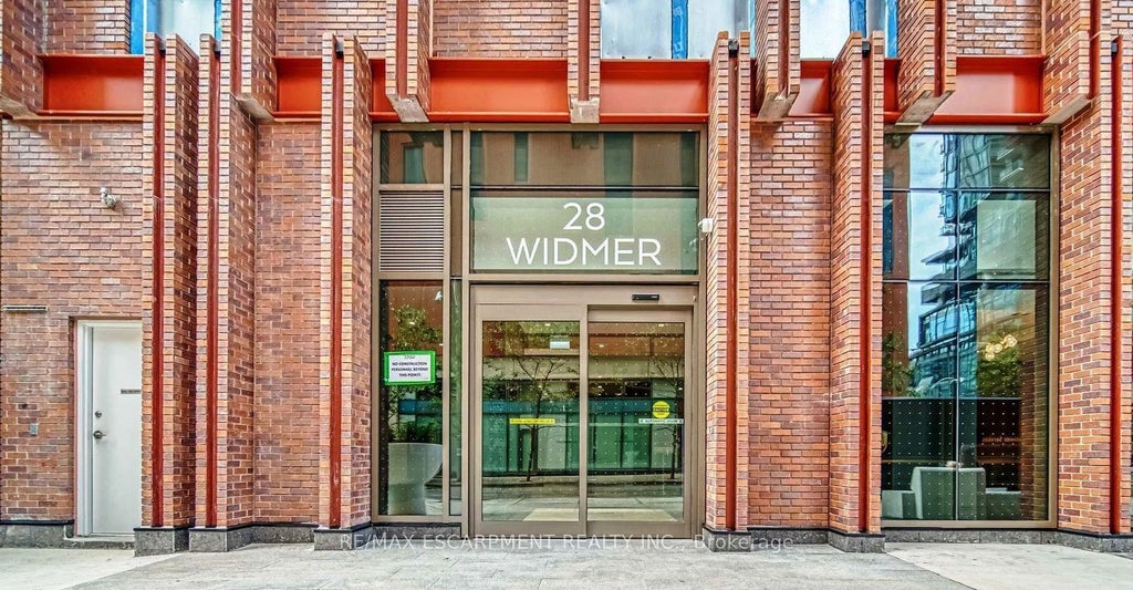 28 Widmer Street 4021, Toronto C01