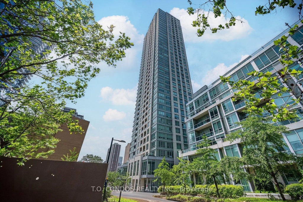 120 Homewood Avenue 523, Toronto C08