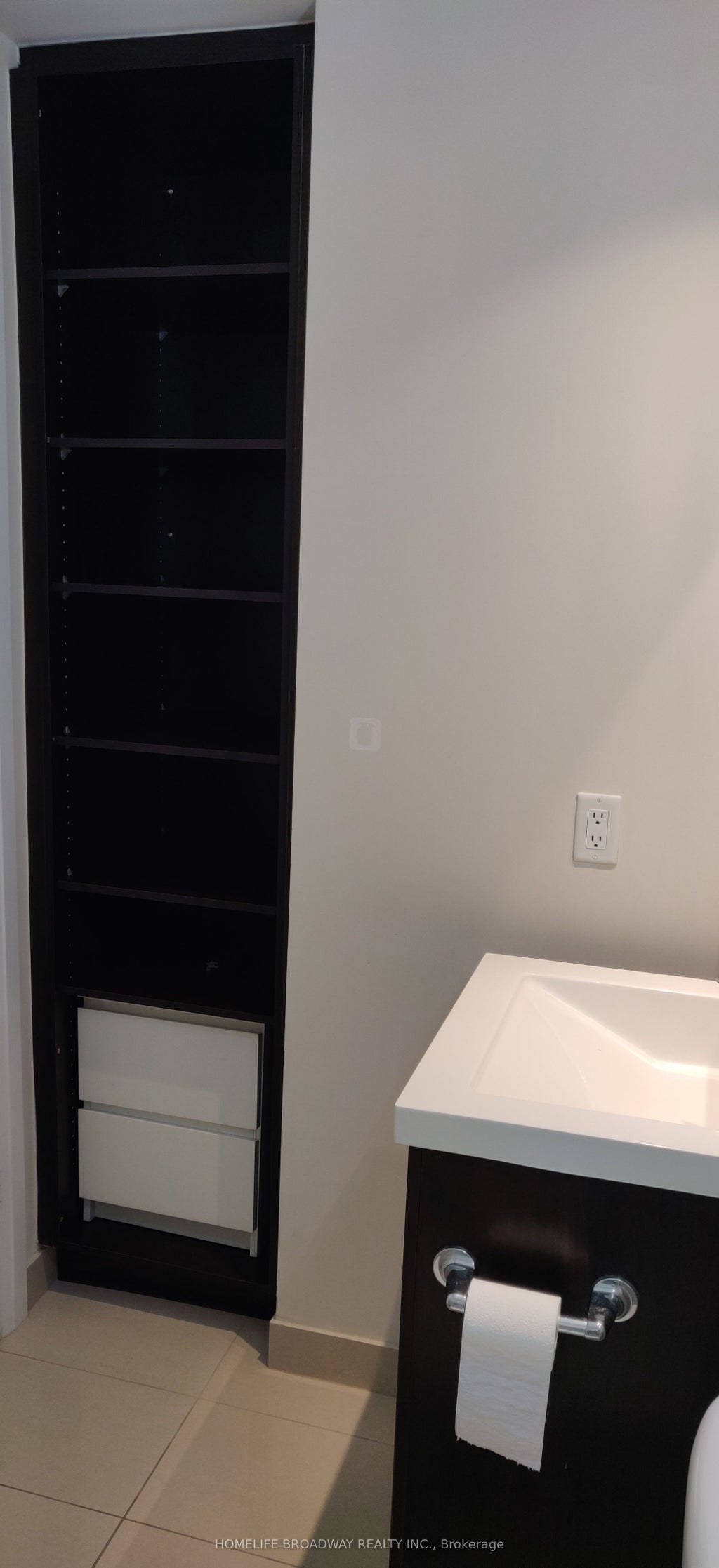 100 Harrison Garden Boulevard 715, Toronto C14