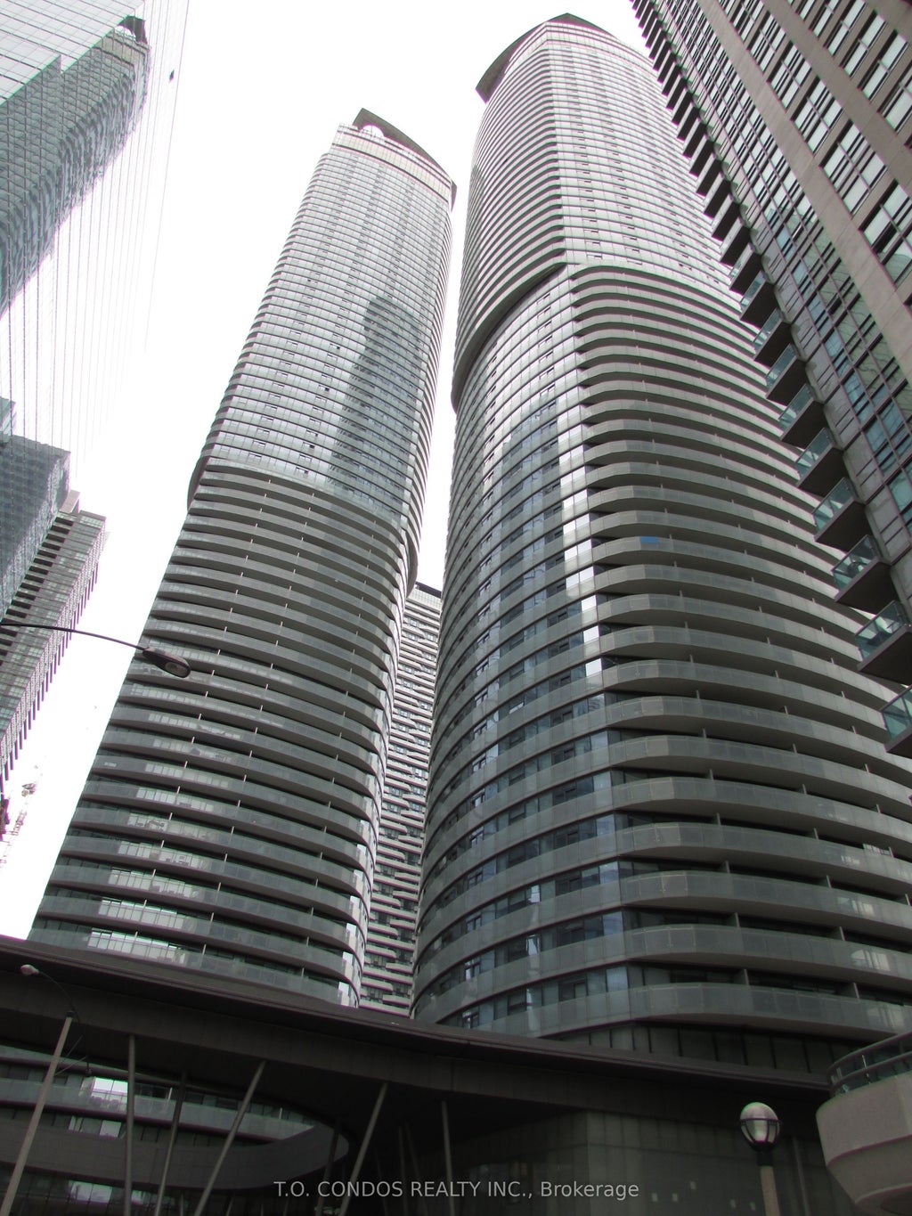 12 York Street 1901, Toronto C01