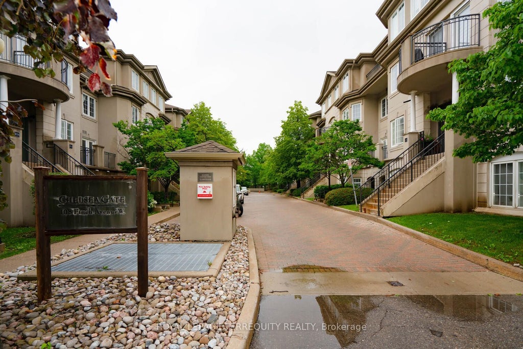 108 Finch Avenue W B19, Toronto C07