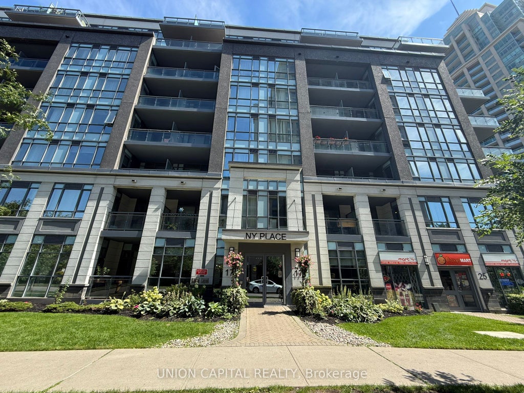 17 Kenaston Gardens 405, Toronto C15