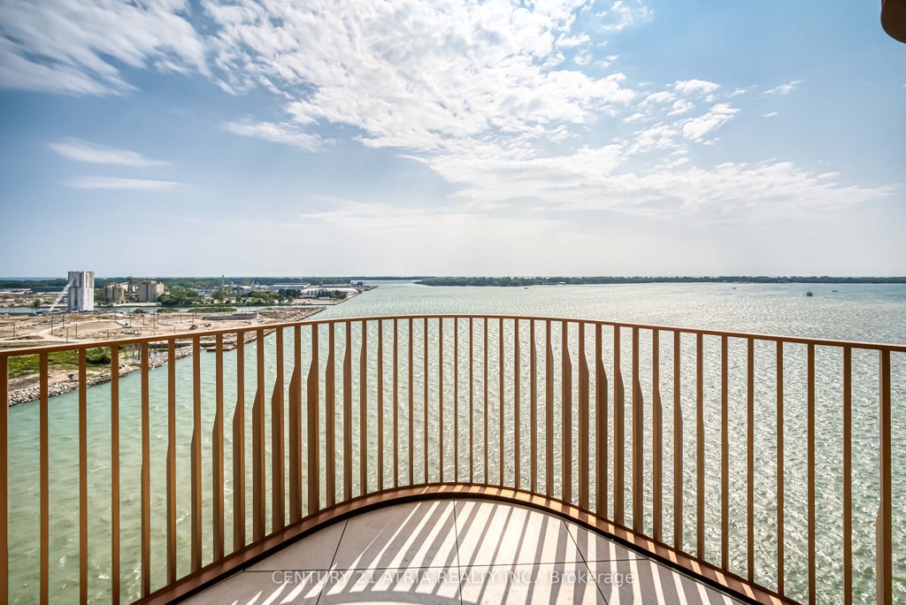 155 Merchants' Wharf N/a 1211, Toronto C08