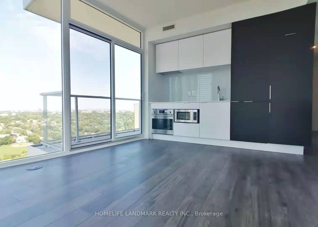 33 Helendale Avenue 2709, Toronto C03