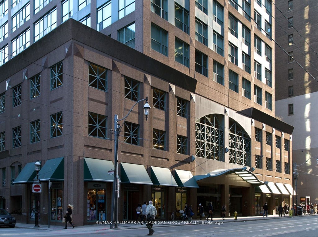 7 King Street E 1513, Toronto C08