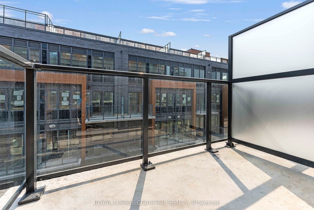 69 Curlew Drive 139, Toronto C13