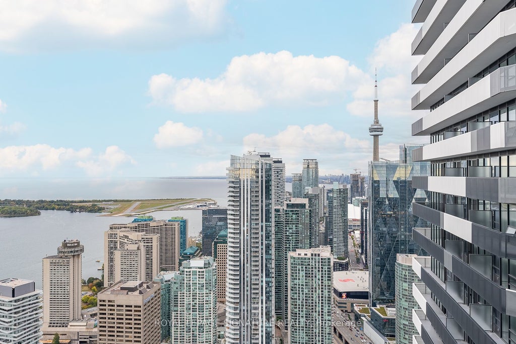 138 Downes Street 7312, Toronto C08