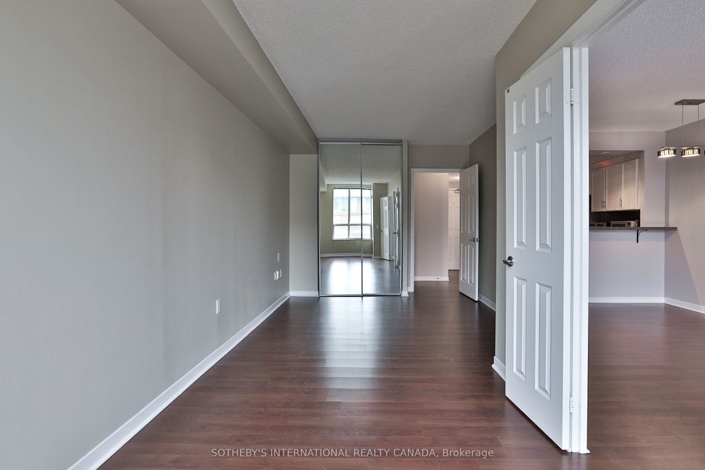 284 Bloor Street W 704, Toronto C02