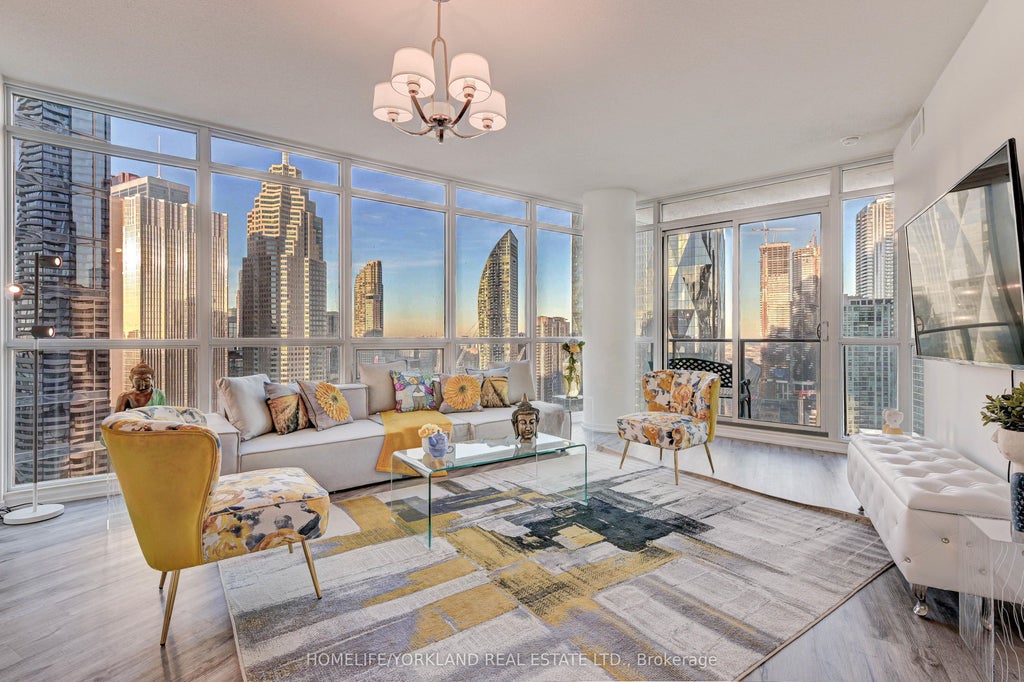 65 Bremner Boulevard 3008, Toronto C01