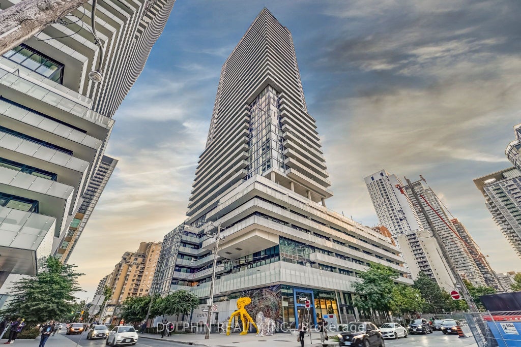 161 Roehampton Avenue 1007, Toronto C10