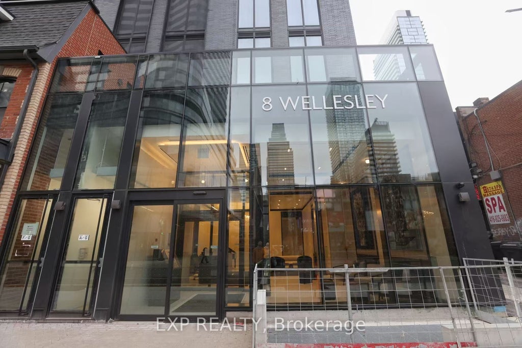 8 Wellesley Street W 2615, Toronto C01
