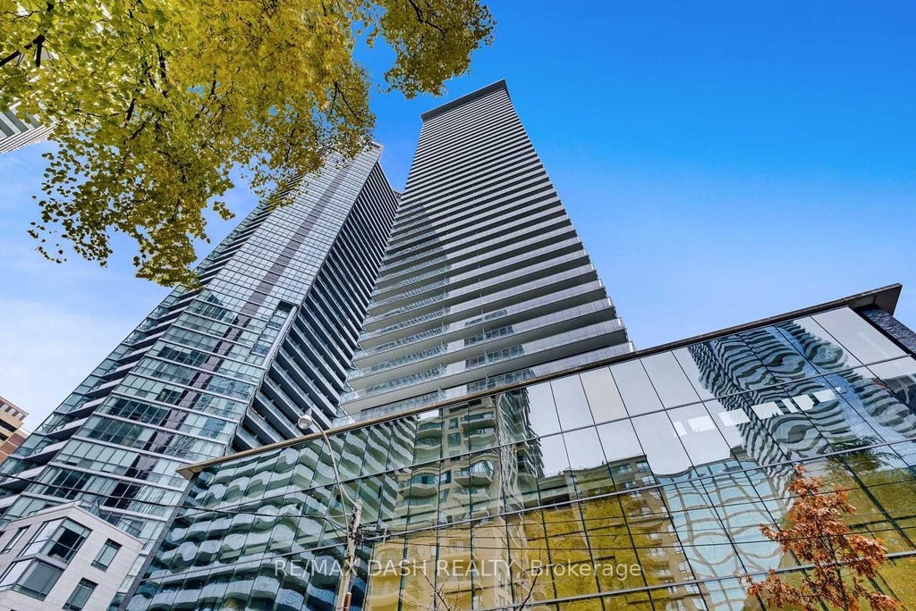 33 Charles Street E 2709, Toronto C08