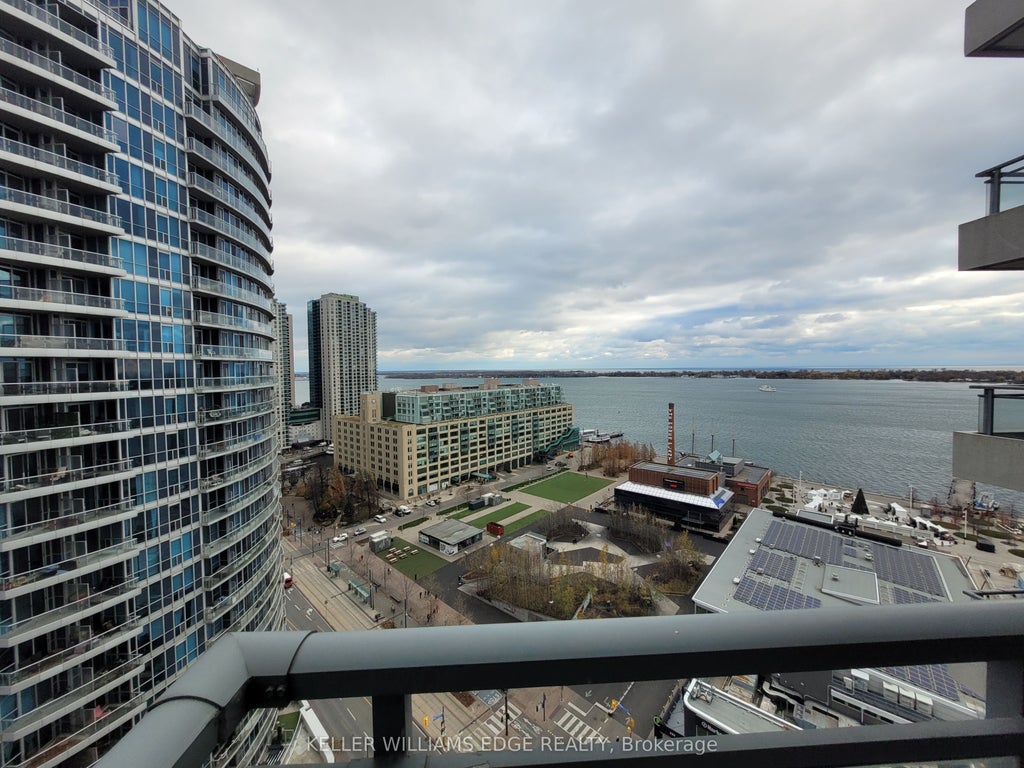 228 Queens Quay W 2203, Toronto C01