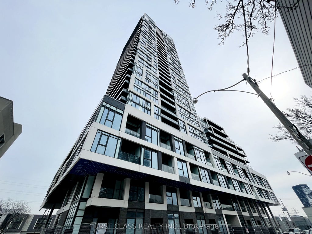 5 Defries Street 717, Toronto C08