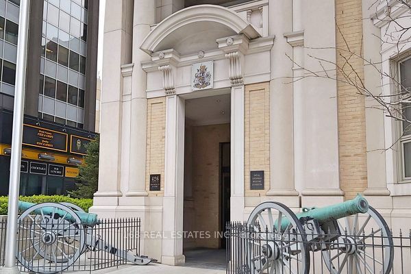 426 University Avenue 3503, Toronto C01