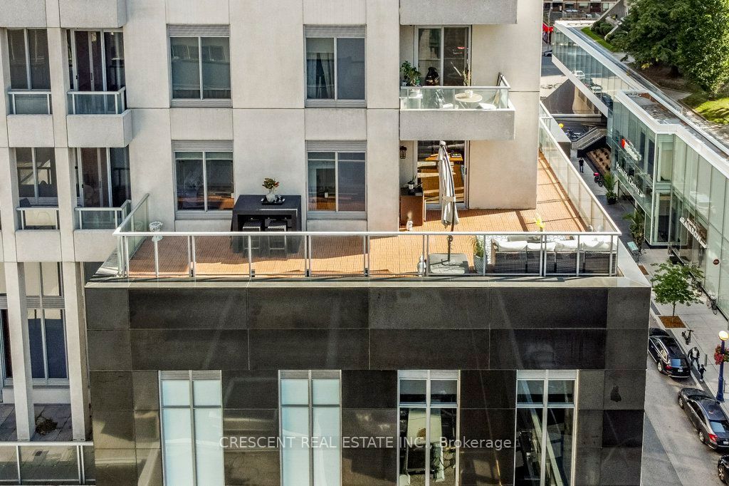 35 Balmuto Street 701, Toronto C01