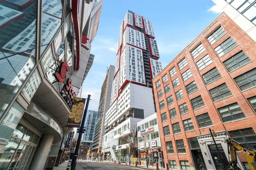 318 Richmond Street W 703, Toronto C01